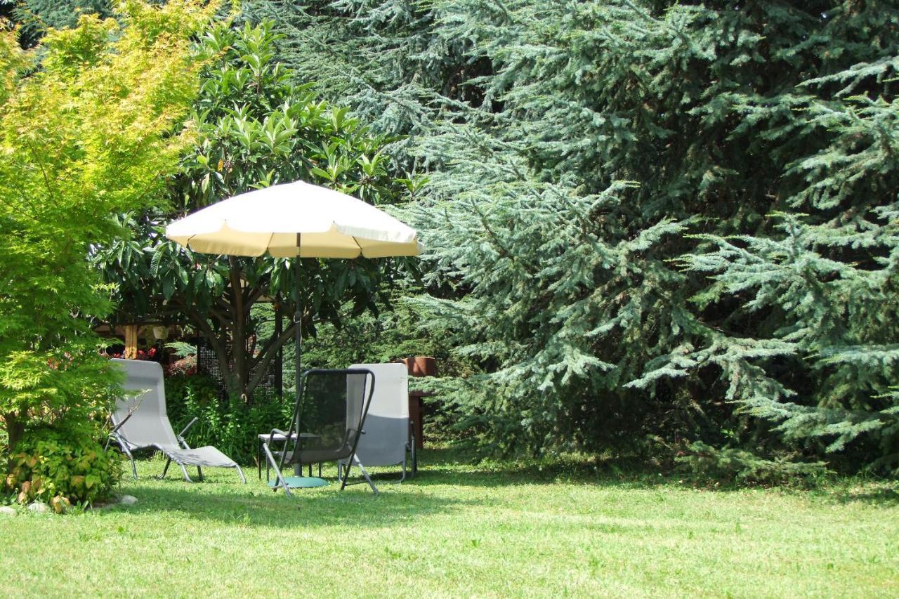Monolocali In Casa Con Giardino Bellagio Apartment ภายนอก รูปภาพ