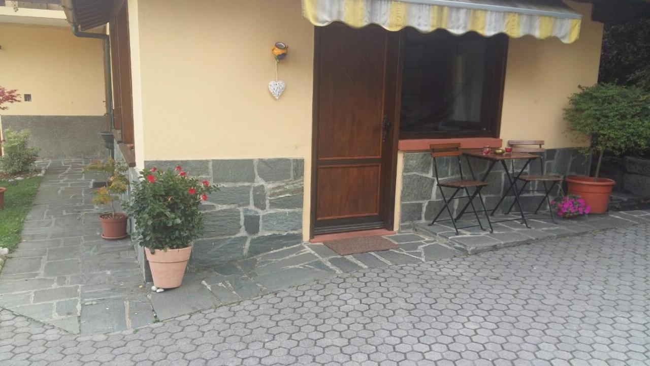 Monolocali In Casa Con Giardino Bellagio Apartment ภายนอก รูปภาพ